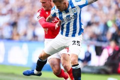 英超开局表现分析：曼联稳定，阿森纳排第二，维拉陷入降级区